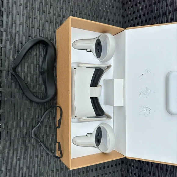 Oculus quest 2 - Picture 3 of 6